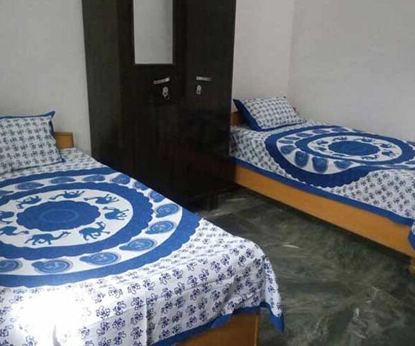 Double Bed Sai Niwas PG